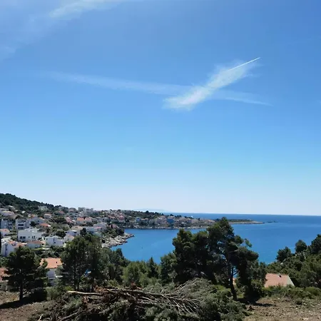 Annie * Rogoznica (Sibenik-Knin)