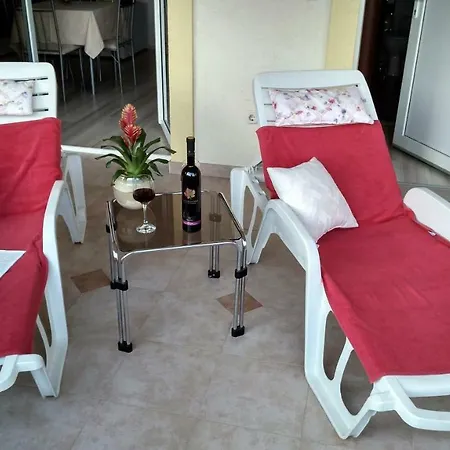 Annie * Rogoznica (Sibenik-Knin)