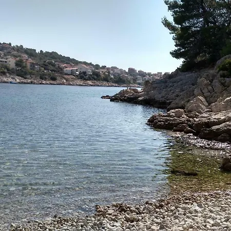 Annie * Rogoznica (Sibenik-Knin)