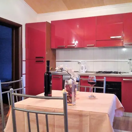 Annie * Rogoznica (Sibenik-Knin)