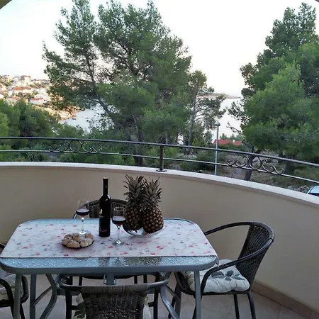 Annie Rogoznica (Sibenik-Knin)