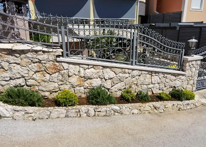 Annie Apartman Rogoznica