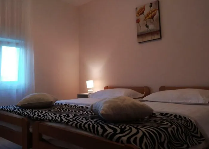 Annie Apartman Rogoznica